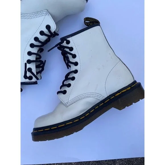 Dr. Martens 1460 White Leather 8 Eye Combat Boots Womens Size 5 US L 36 EU - Picture 11 of 11